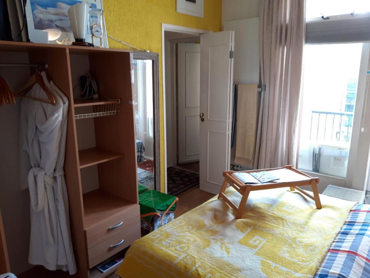 Homey Budget Bedroom Amszterdam Kültér fotó