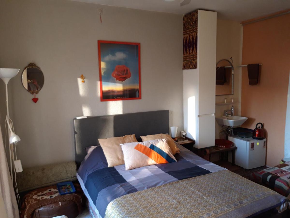 Homey Budget Bedroom Amszterdam Kültér fotó