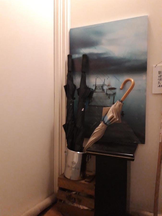 Homey Budget Bedroom Amszterdam Kültér fotó