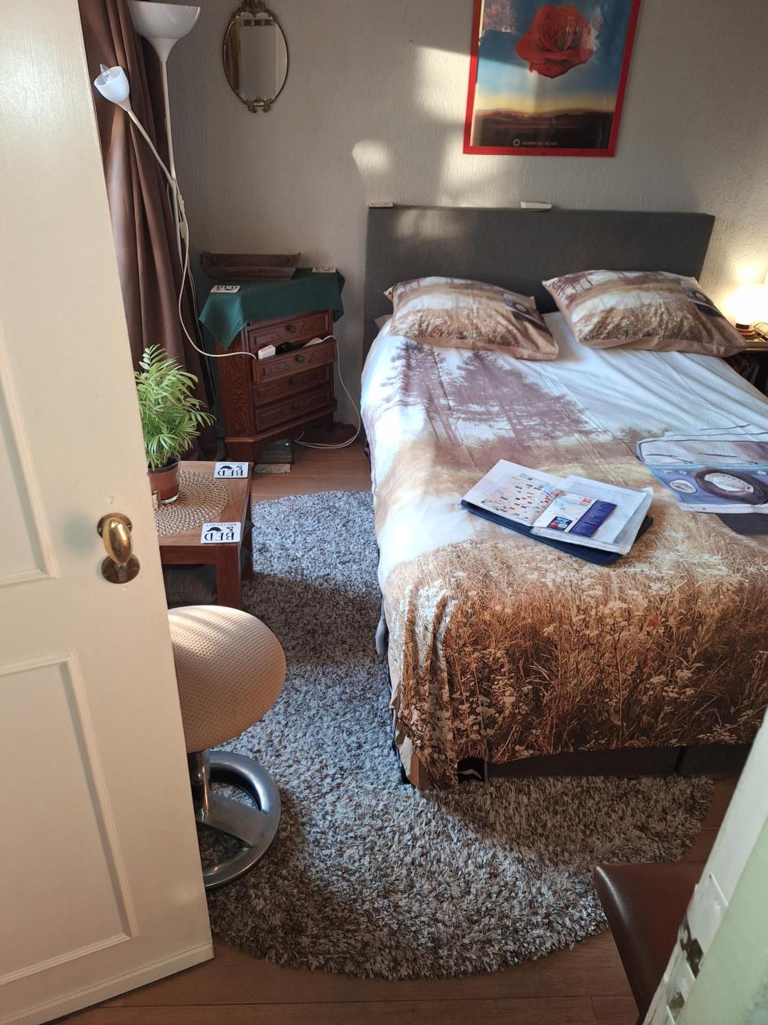 Homey Budget Bedroom Amszterdam Kültér fotó