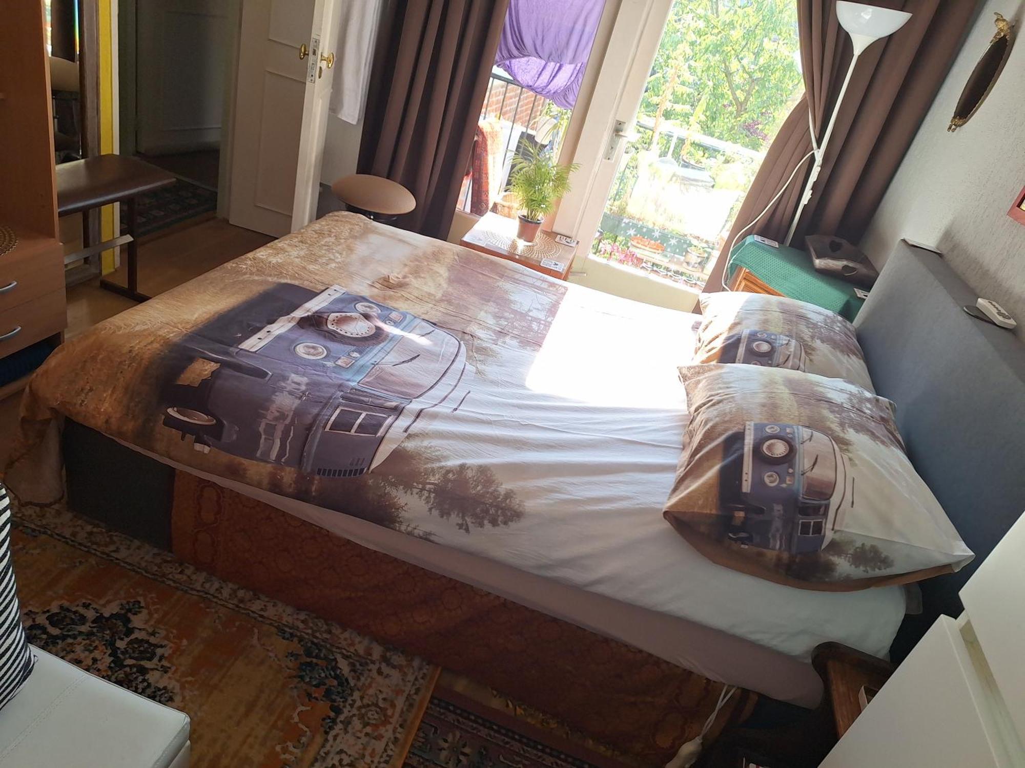 Homey Budget Bedroom Amszterdam Kültér fotó